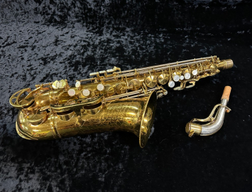 Photo Vintage King Super 20 Full Pearls Alto Saxophone, Serial #313412